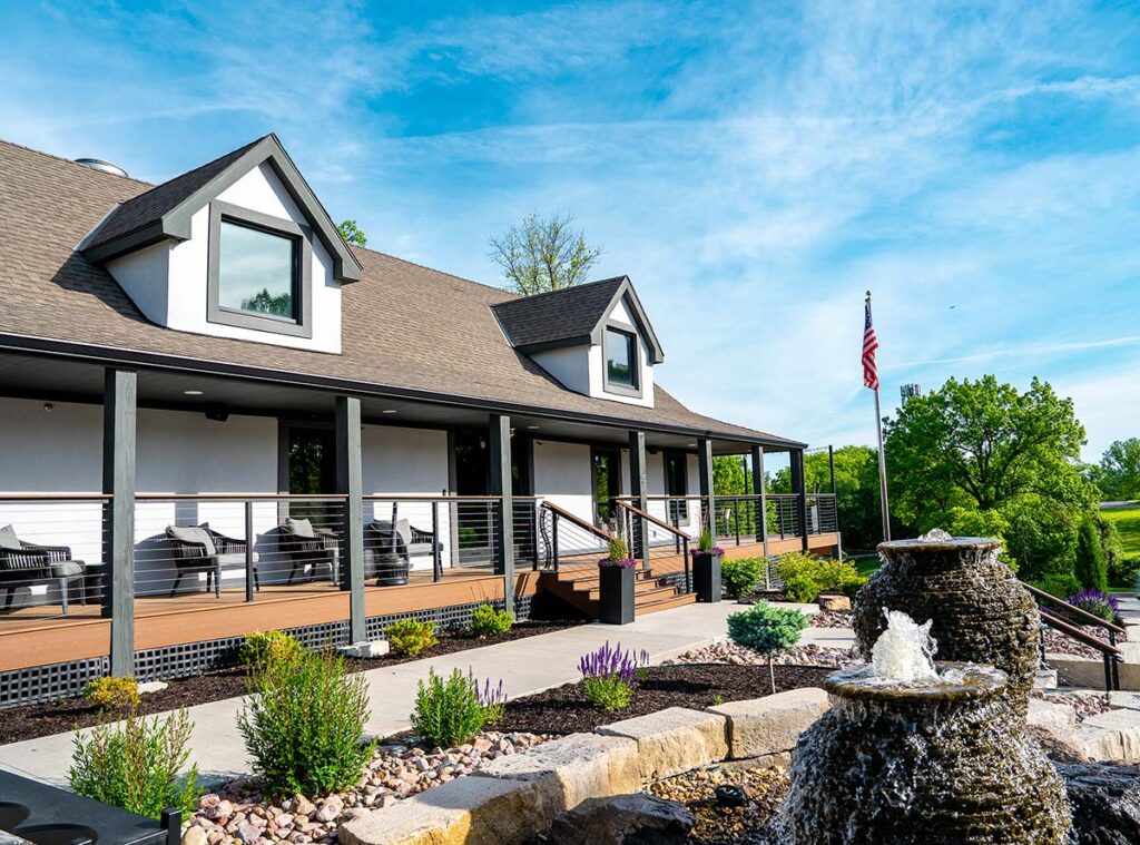 Oak Ridge Social Club Exterior